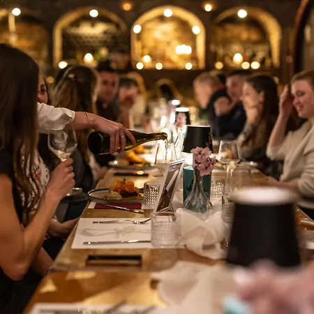 Sipos Borhaz Es Vendeghaz בית הארחה