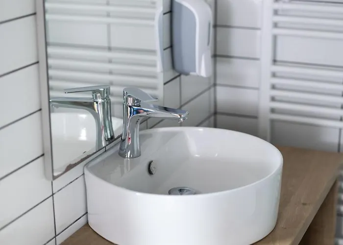 Sipos Borhaz Es Vendeghaz Badacsonyörs